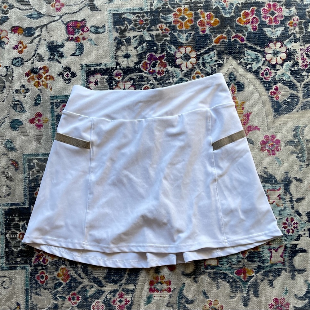 Women’s golf/tennis skirt